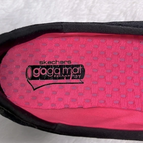 Sketchers Black Axis GoWalk 2 Mesh Slip-On Walking Shoe size 6 - Picture 5 of 12